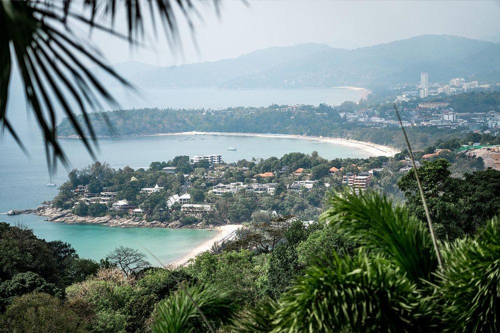 Aussicht auf drei Strände vom Karon View Point: Kata Noi Beach, Kata Beach, Karon Beach