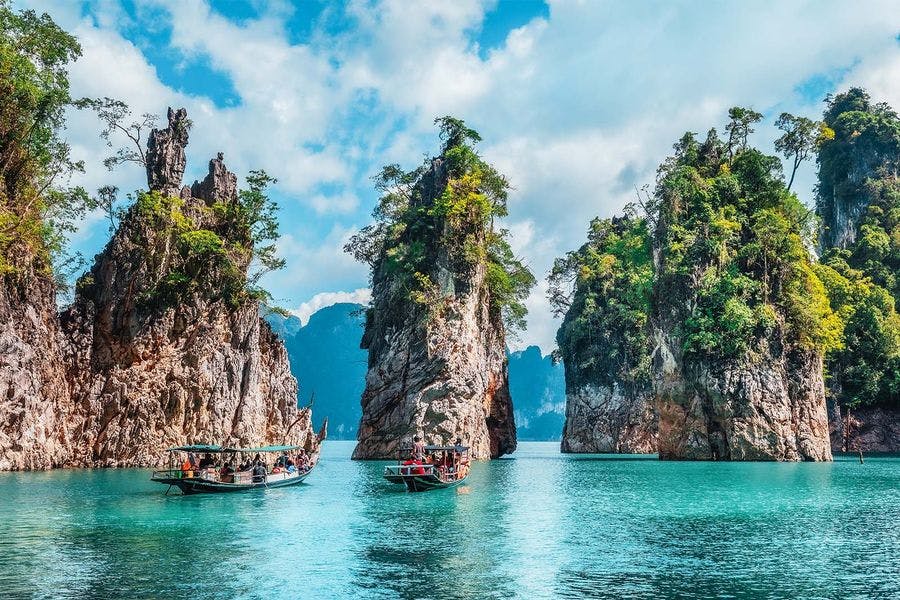 Die Halong-Bucht in Vietnam ist eines der Sieben Weltwunder der Natur!