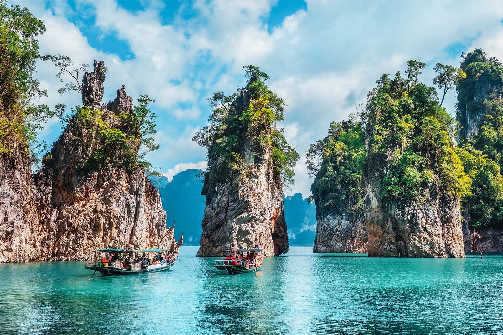 Die Halong-Bucht in Vietnam ist eines der Sieben Weltwunder der Natur!